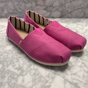 Hot pink Toms slides size 9